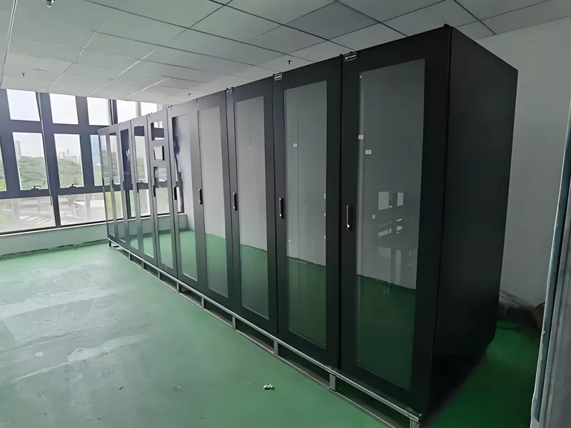 Интегриран шкаф с микромодул